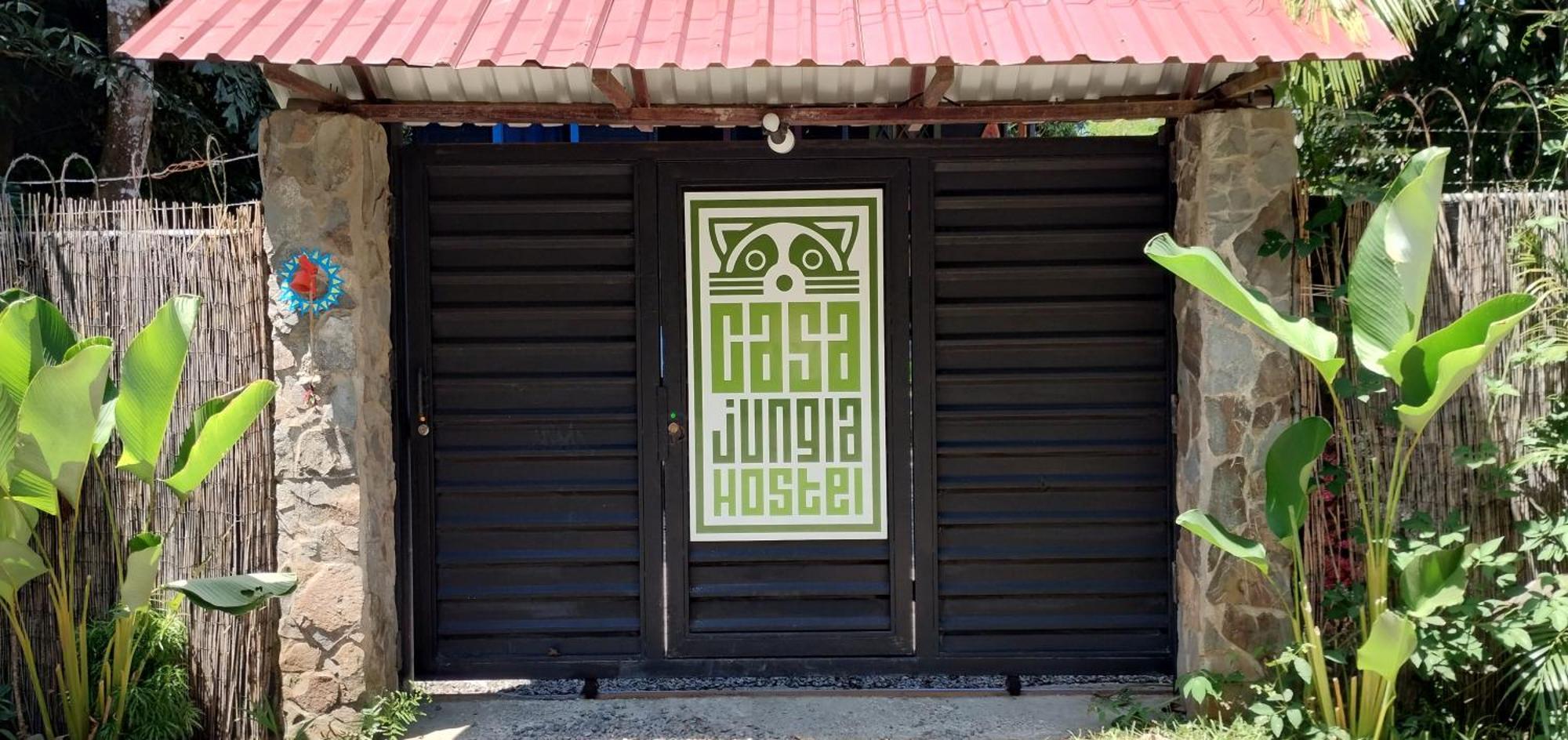 Casajungla Hostel Jacó Eksteriør billede